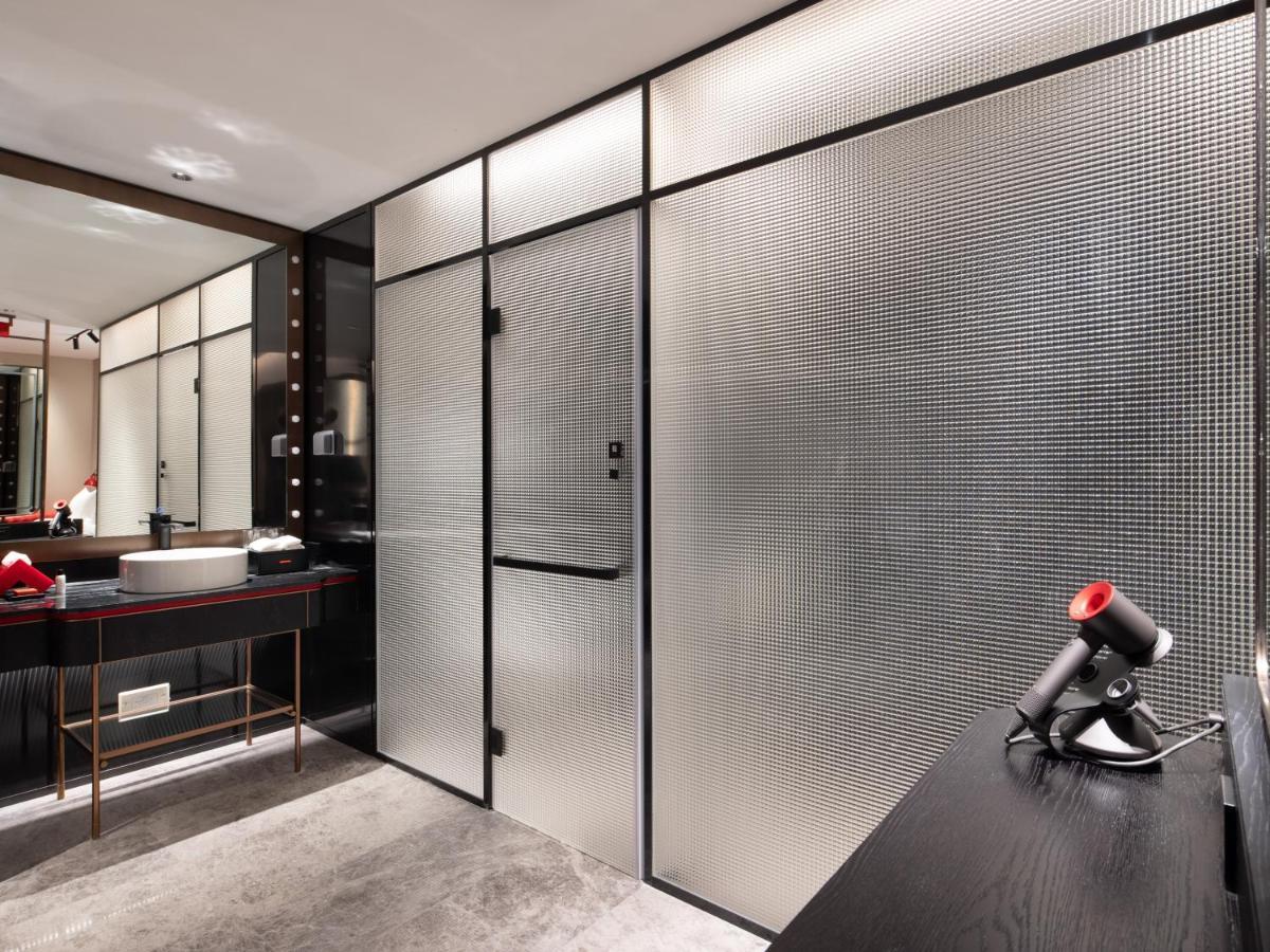Radisson Red Hotel Zhuhai Gongbei Port Εξωτερικό φωτογραφία
