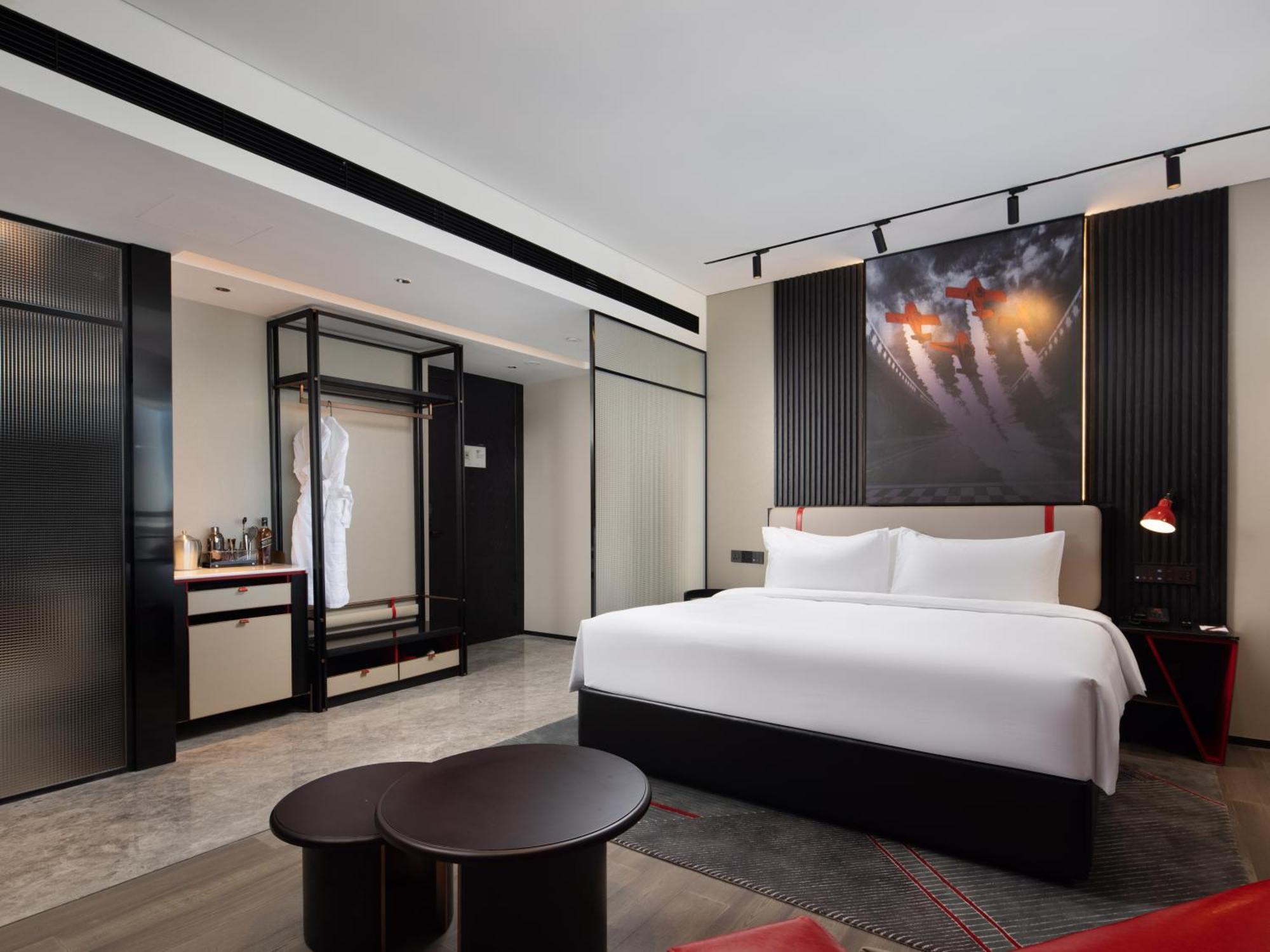 Radisson Red Hotel Zhuhai Gongbei Port Εξωτερικό φωτογραφία